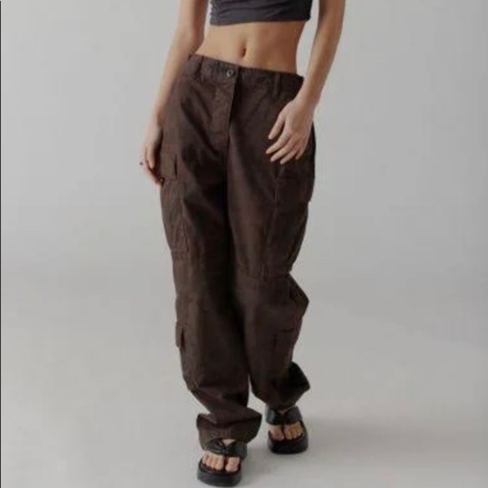 Urban outfitters brown cuffed cargo pants